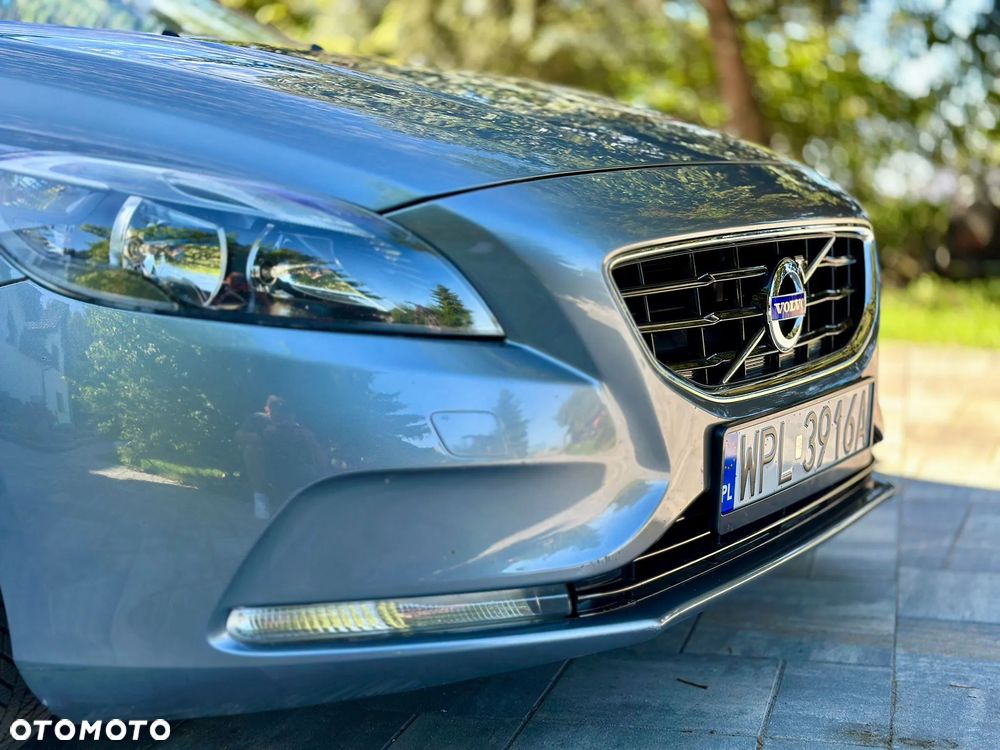 Volvo V40 D2 Momentum - 12