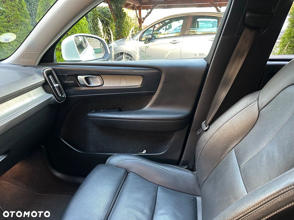 Volvo XC 40 D3 AWD Inscription - 11