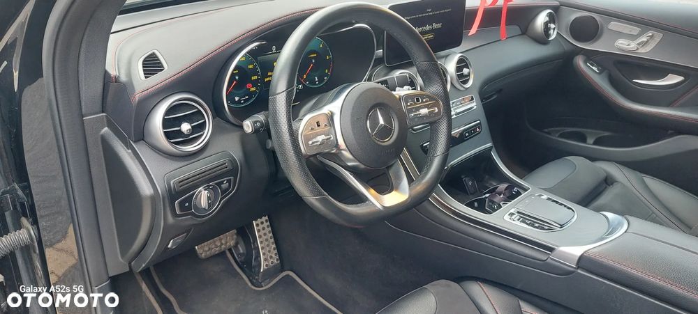 Mercedes-Benz GLC 300 d 4-Matic - 11