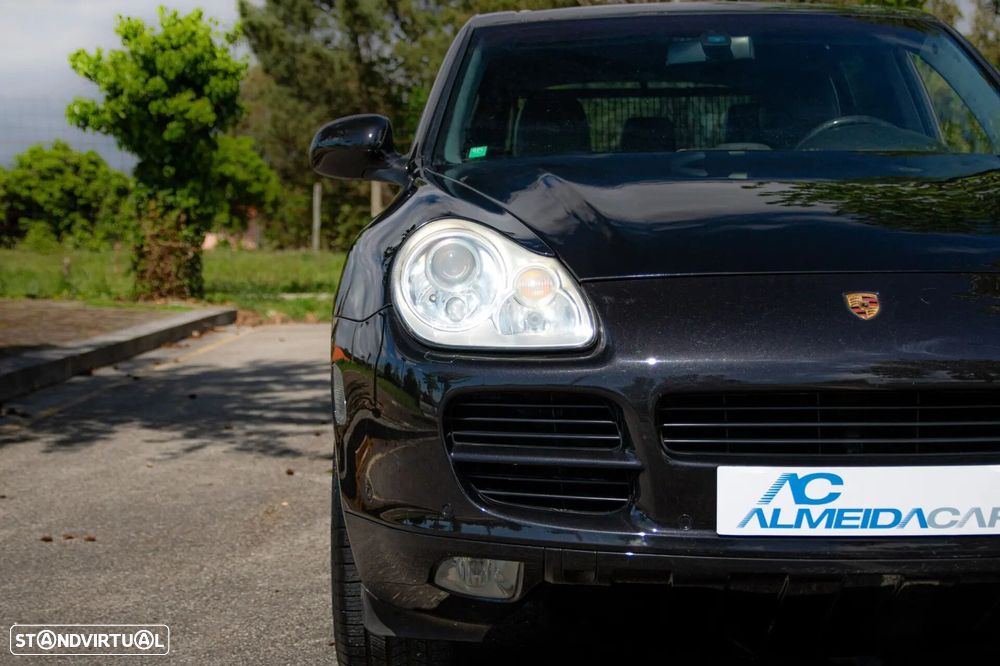 Porsche Cayenne Turbo - 46