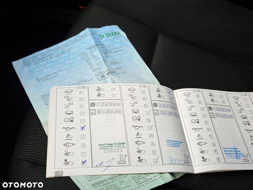 BMW Seria 5 520d - 38