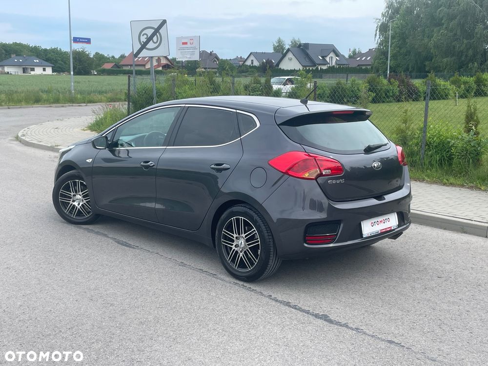 Kia Ceed 1.4 CVVT Vision - 20