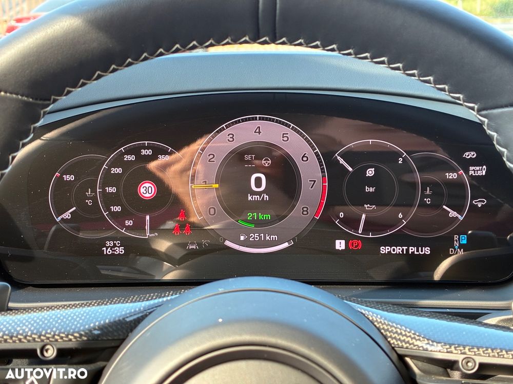 Porsche Cayenne Coupe Turbo E-Hybrid cu pachet GT - 34
