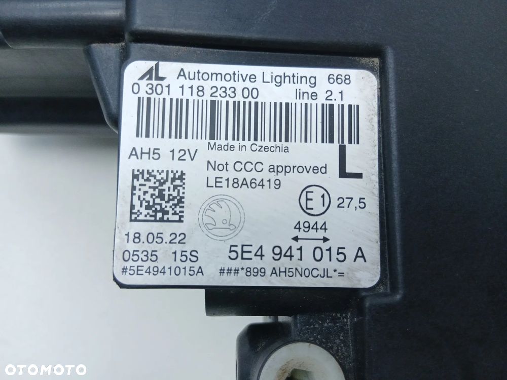 Reflektor przód przedni lewy lampa FULL LED Skoda Octavia IV - 7