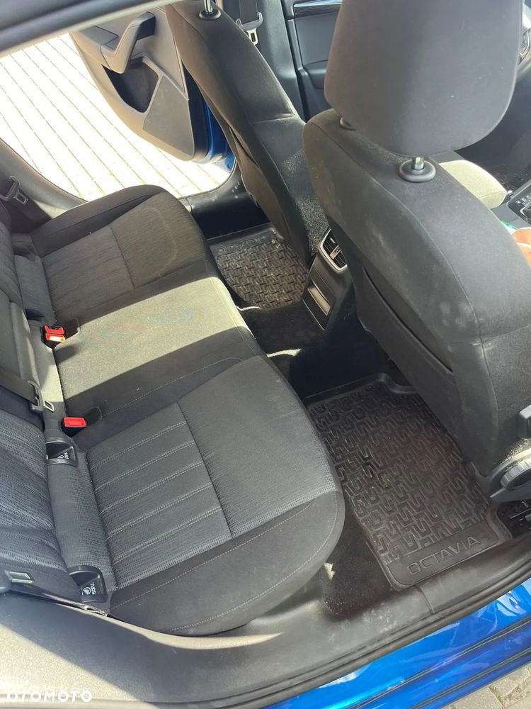 Skoda Octavia 2.0 TDI Style DSG - 18