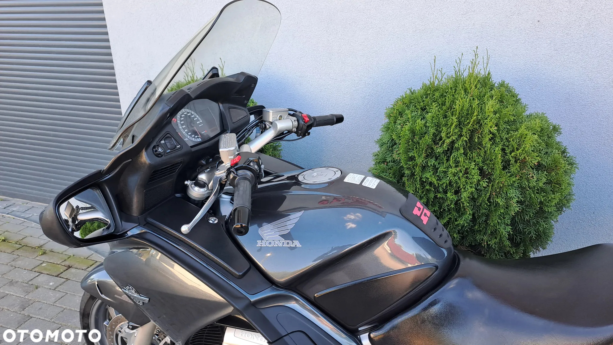 Honda ST - 38