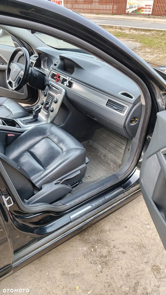 Volvo V70 2.0T Powershift Momentum - 7