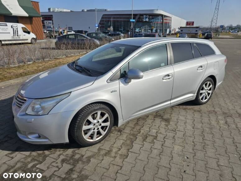 Toyota Avensis 2.2 D-CAT 2010 - 1