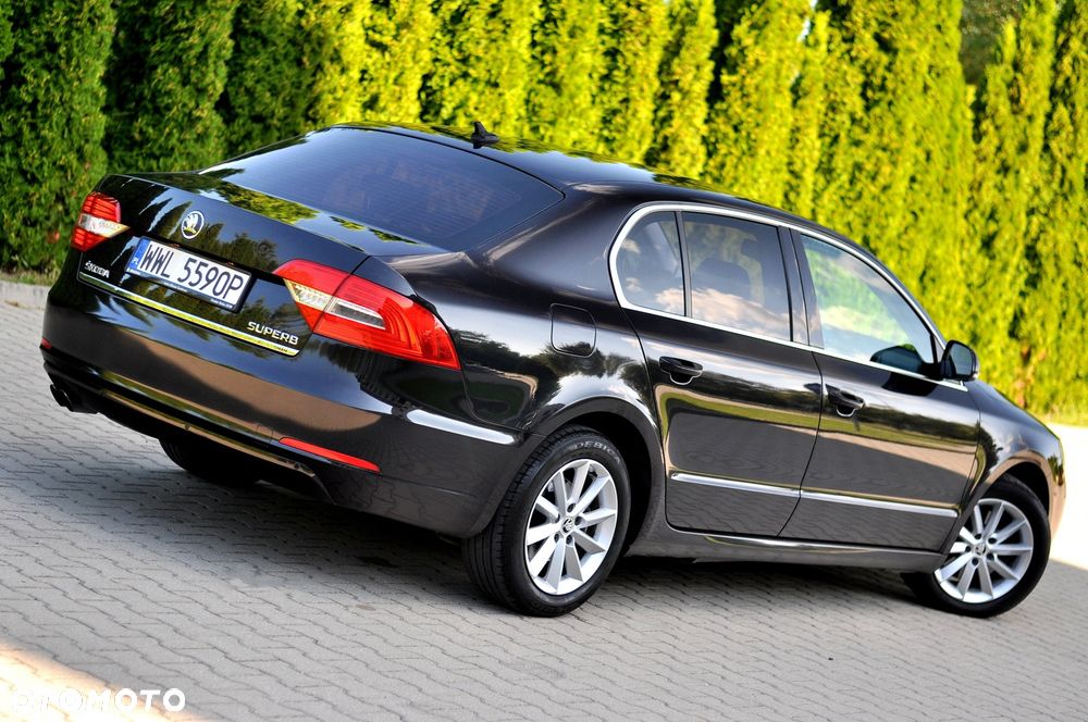 Skoda Superb 2.0 TDI 4x4 Ambition DSG - 8