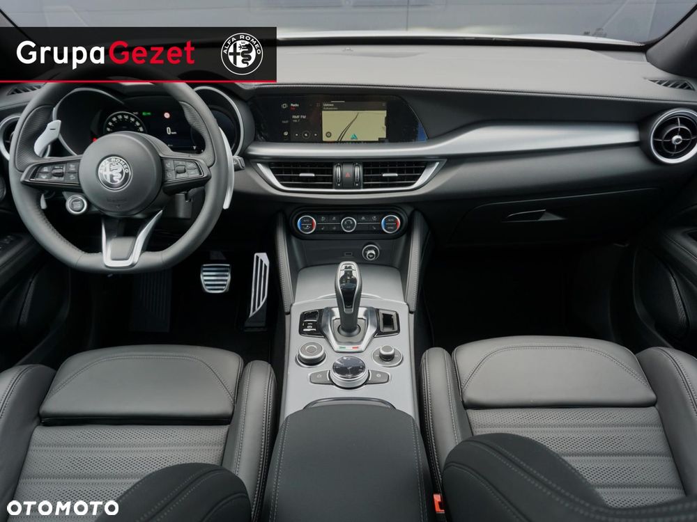 Alfa Romeo Stelvio 2.0 Turbo Veloce Q4 - 12