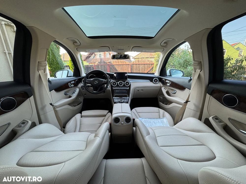 Mercedes-Benz GLC - 7