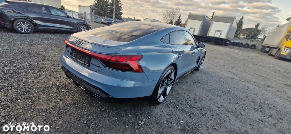 Audi e-tron GT - 7