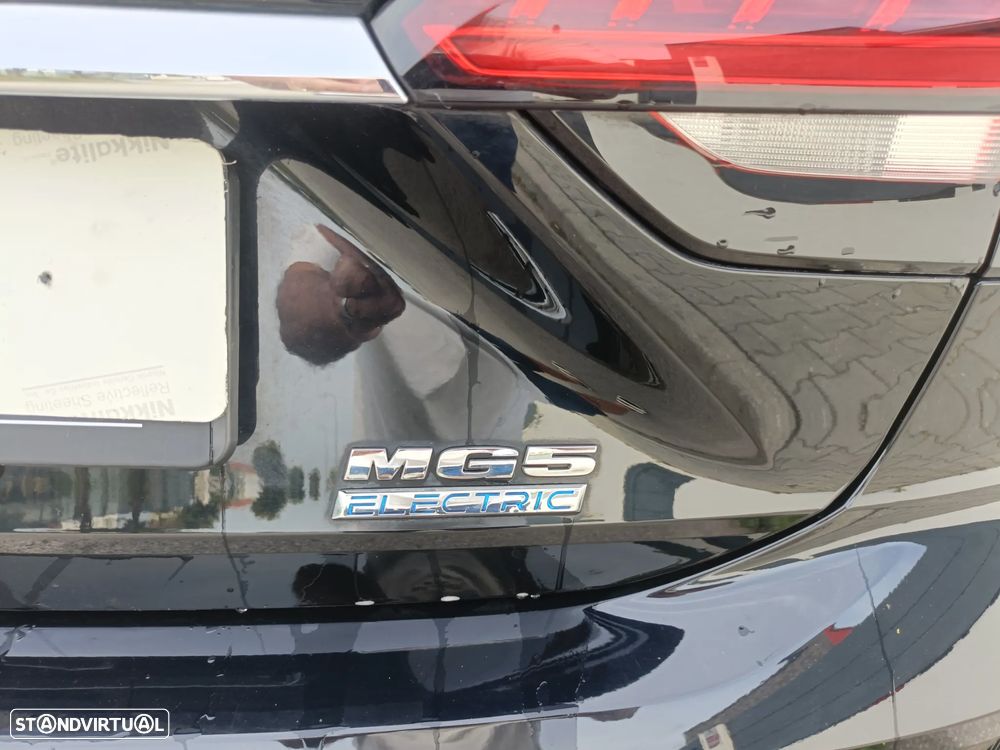 MG MG5 5 Standard Luxury - 19