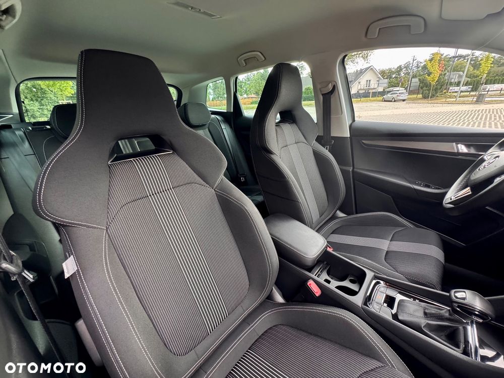 Skoda Karoq 1.5 TSI DSG Ambition - 40