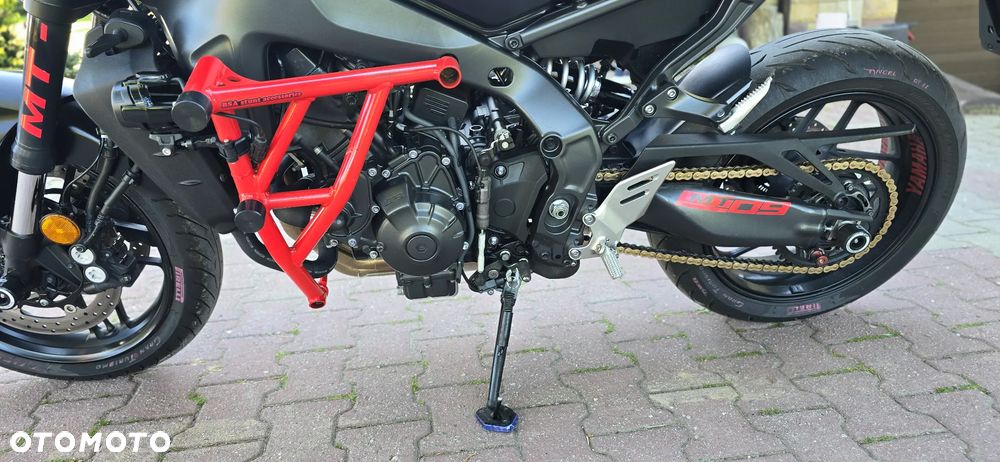Yamaha MT - 17