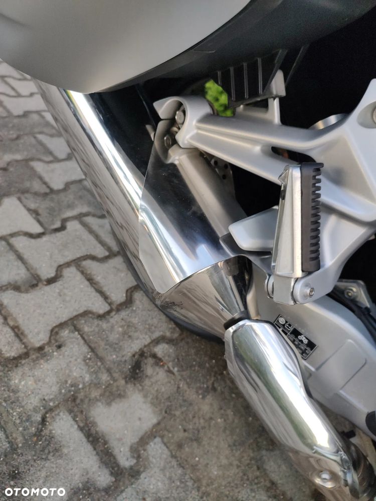 Yamaha FJR - 10