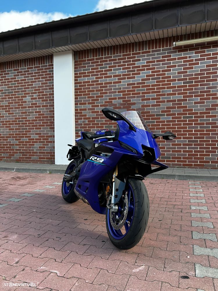 Yamaha YZF R9 - 5