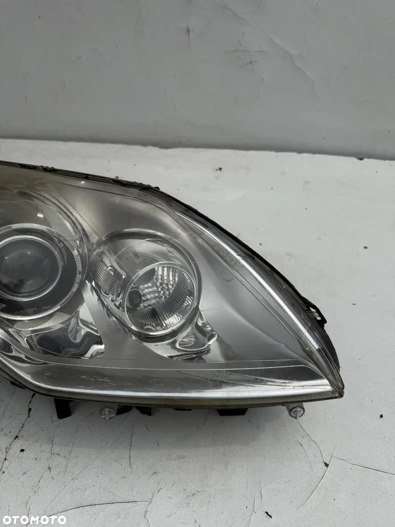 Lampa prawa przód przednia Renault Laguna III Xenon 260100040R - 3