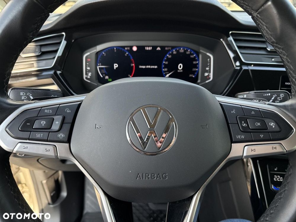 Volkswagen Touran 2.0 TDI BMT Highline DSG - 12