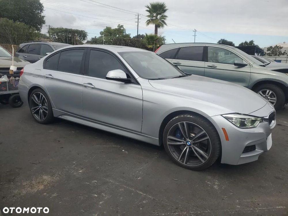 BMW Seria 3 335i xDrive Sport-Aut Sport Line - 2