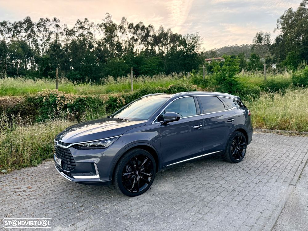 BYD Tang 86.4 kWh AWD Flagship - 1
