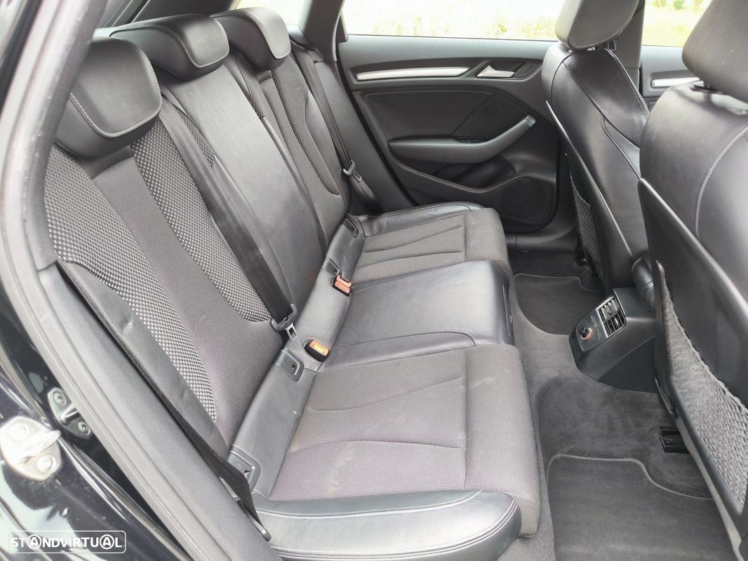 Audi A3 Sportback 2.0 TDI S-line - 33