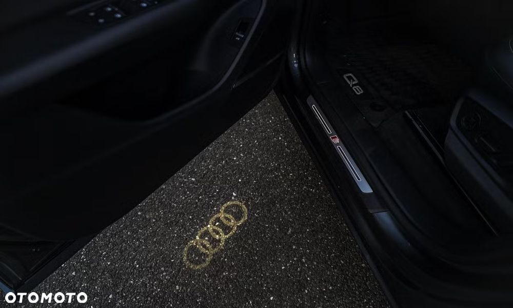 Audi Q8 55 TFSI mHEV Quattro Tiptronic - 12