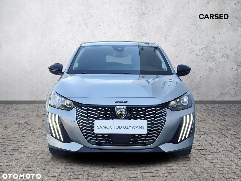 Peugeot 208 - 10