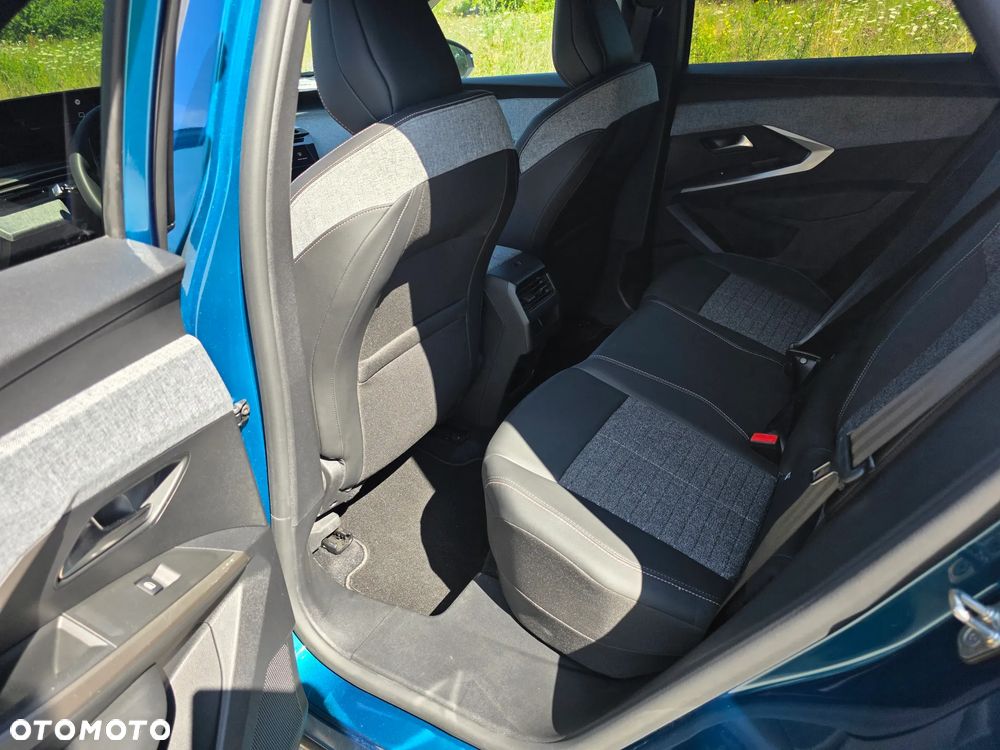 Peugeot 3008 Hybrid 145 e-DSC6 Allure - 30