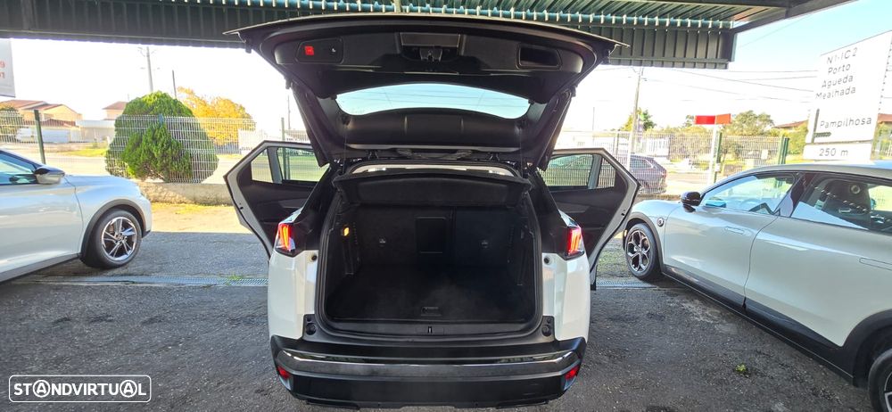 Peugeot 3008 1.6 Hybrid Allure e-EAT8 - 24