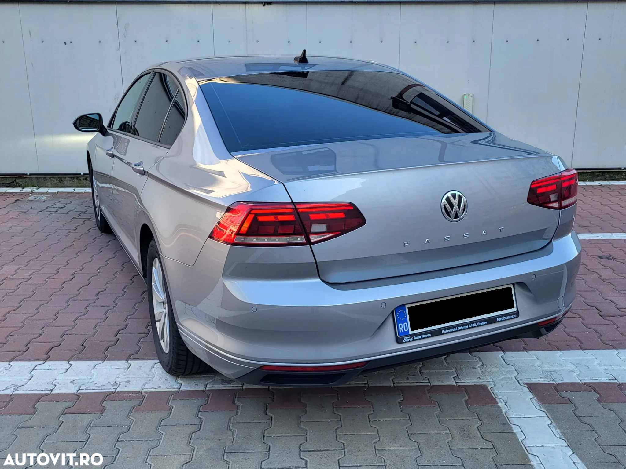 Volkswagen Passat 2.0 TDI Advance - 3