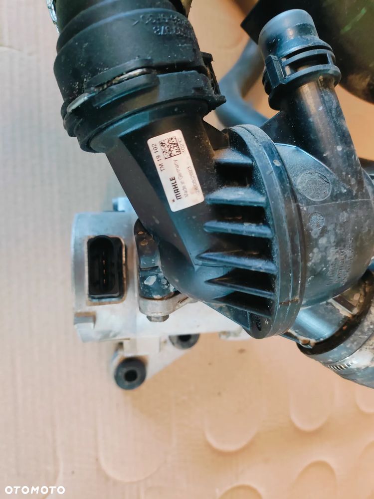 BMW E90 LIFT 2.0B POMPA WODY ELEKTRYCZNA - 7
