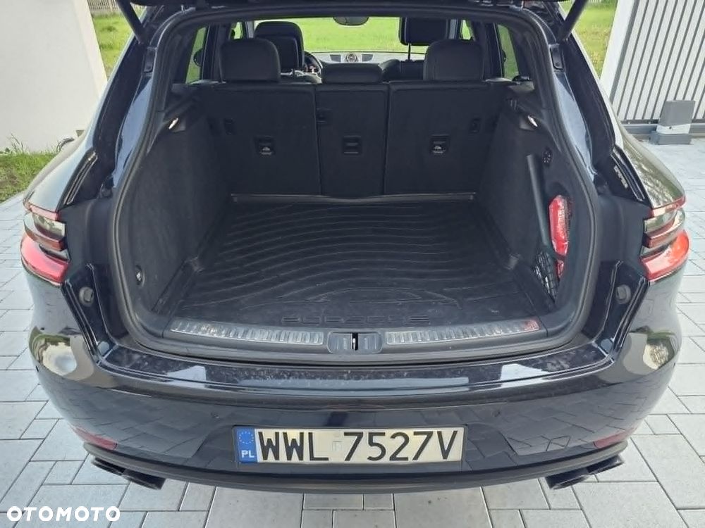 Porsche Macan - 32
