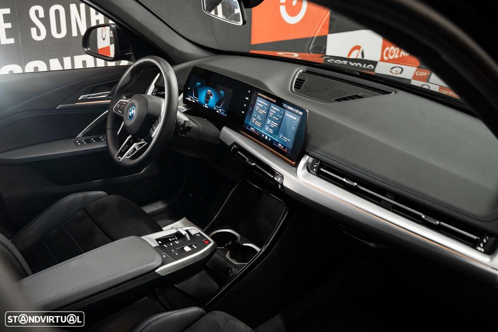 BMW X1 xDrive25e Pack Desportivo M - 21