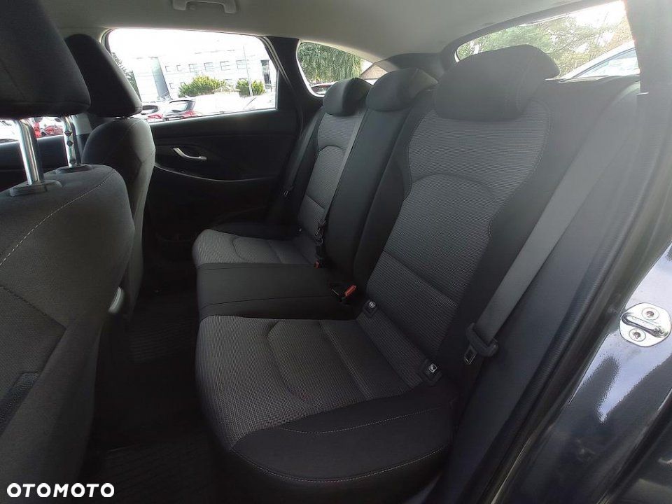 Hyundai i30 - 11