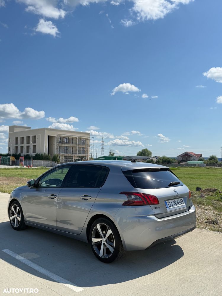 Peugeot 308 1.2 L PureTech Turbo Access - 5