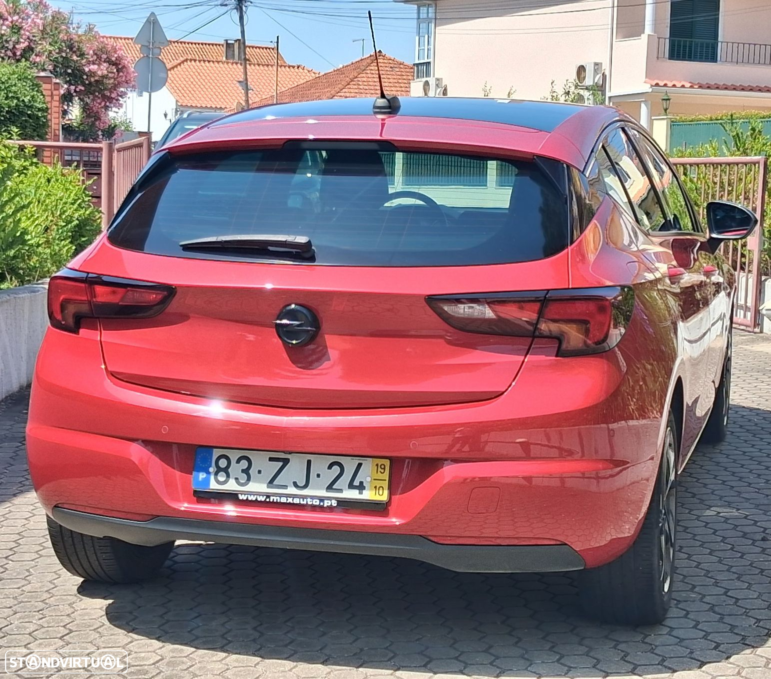 Opel Astra 1.2 T GS Line S/S - 16