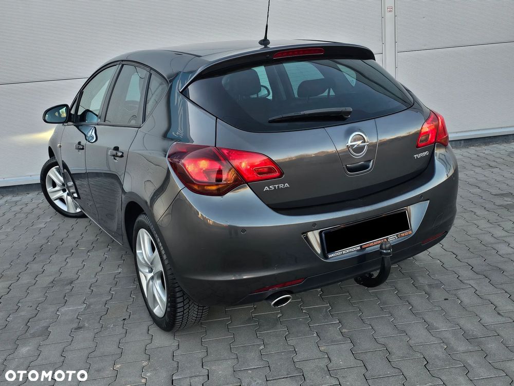 Opel Astra 1.4 Turbo Innovation - 17