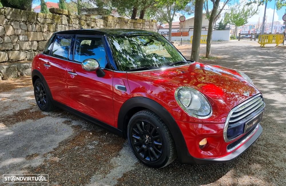 MINI 5 Portas Cooper D - 18