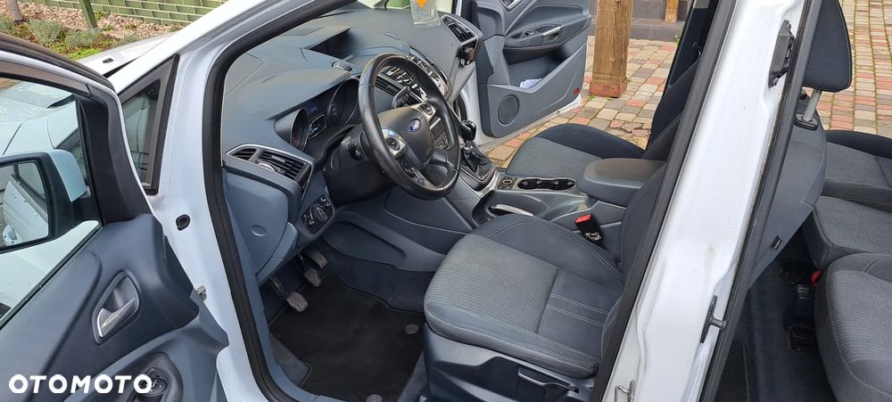 Ford Grand C-MAX 2.0 TDCi Titanium - 11