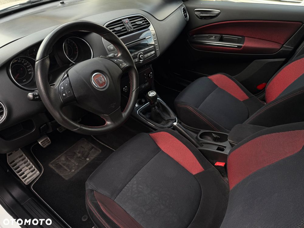 Fiat Bravo 1.4 16V Dynamic - 25
