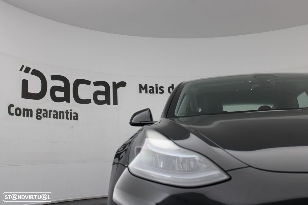 Tesla Model 3 Long Range Tração Traseira - 31