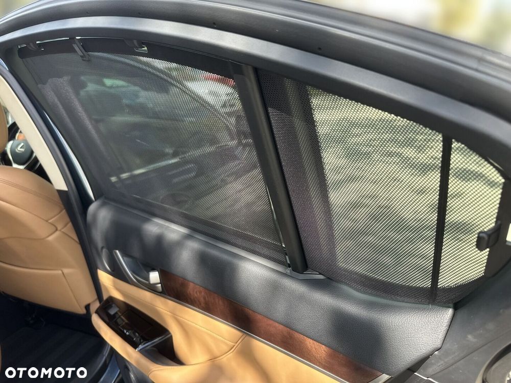 Lexus GS 300h Prestige - 23
