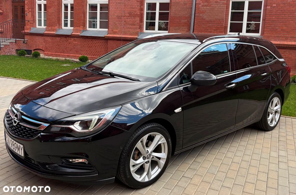 Opel Astra 1.6 CDTI Cosmo - 27