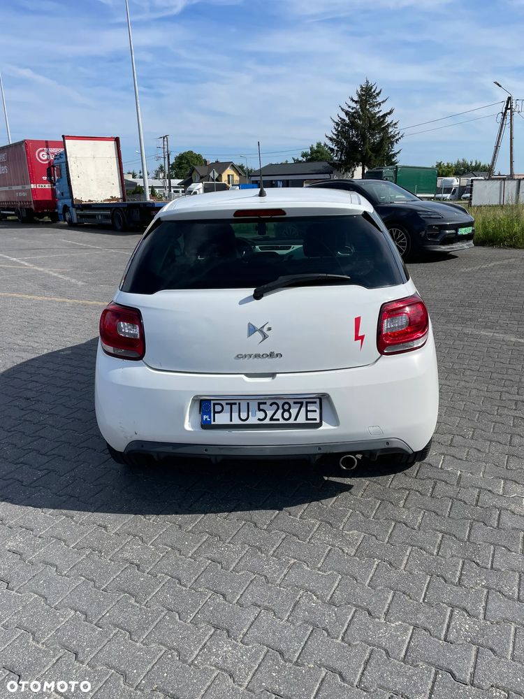 Citroën DS3 1.6 HDi SoChic - 5