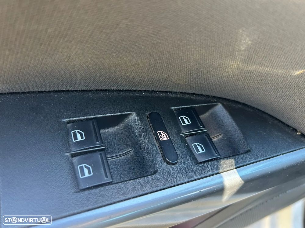 SEAT Leon 1.9 TDi Ecomotive Style - 16