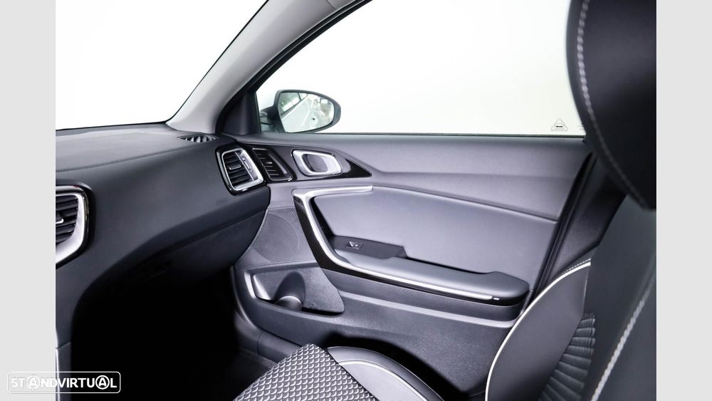 Kia XCeed 1.0 T-GDI Drive - 18