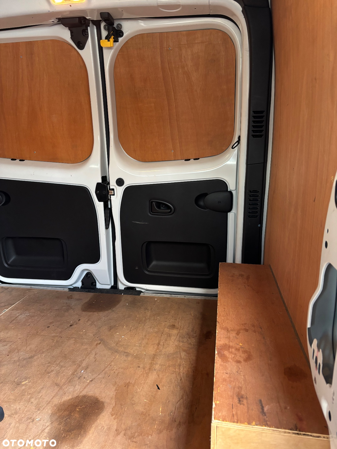 Renault Trafic - 15