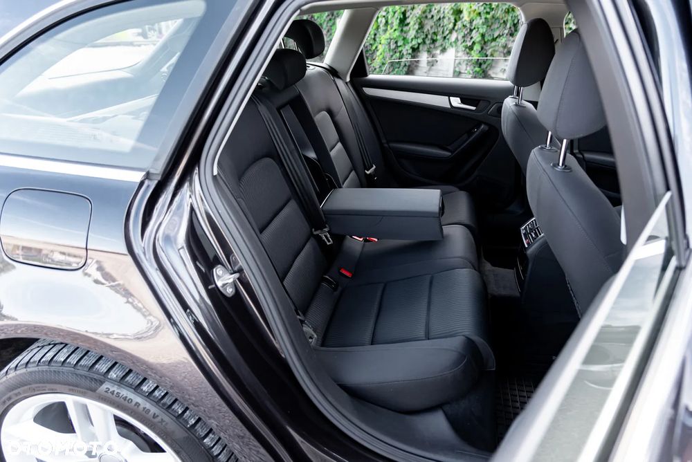 Audi A4 Avant 2.0 TDI DPF quattro Attraction - 22
