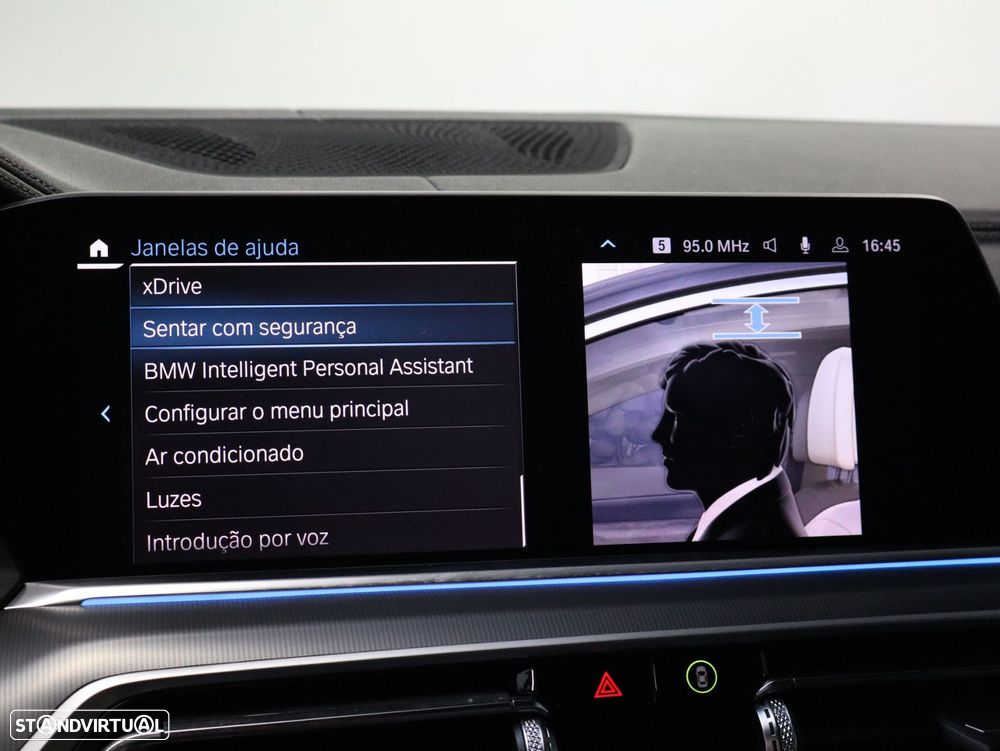 BMW X5 45 e xDrive Pack M - 16